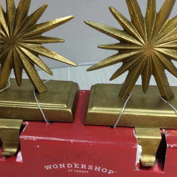 Wondershop Distressed Gold Starburst Christmas Stocking Holder set 2 - Picture 9 of 11